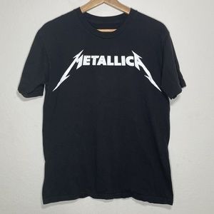 Metallica Blackout Merch Rock N Roll Band Classic Logo Graphic T Shirt Sz Medium